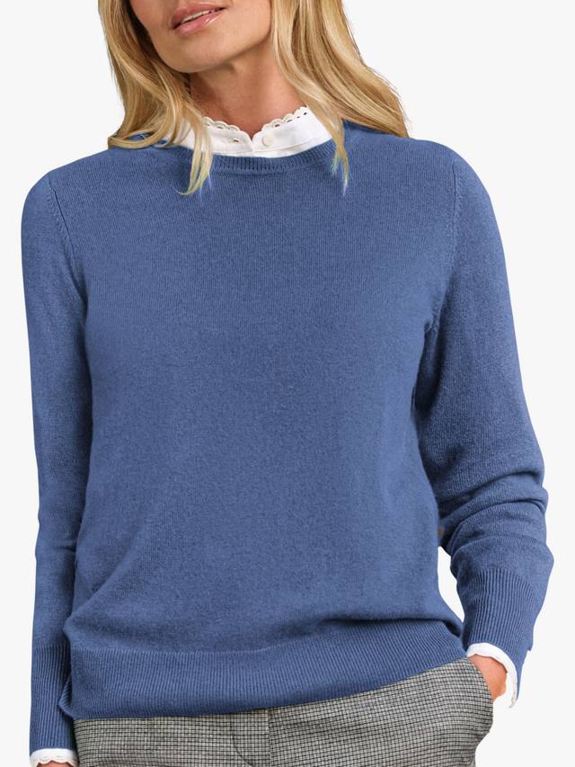 Джемпер из чистого кашемира с круглым вырезом горловины Pure Collection, цвет Wedgewood Blue
Джемпер из чистого кашемира с круглым вырезом горловины Pure Collection, цвет Wedgewood Blue