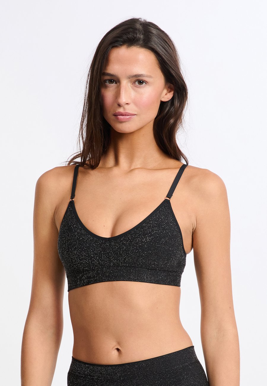 Бюстье Etam AMANDE SHINY, Argent/Black
Бюстье Etam AMANDE SHINY, Argent/Black