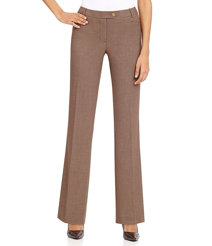Классические брюки Calvin Klein Petite Size со слегка расклешенным подолом, бежевый
Классические брюки Calvin Klein Petite Size со слегка расклешенным подолом, бежевый