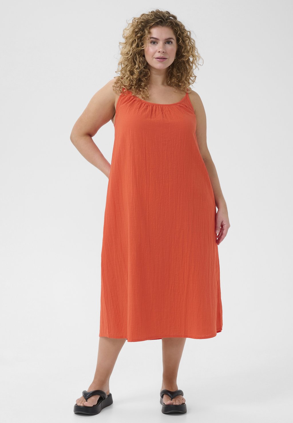 Повседневное платье KCPAULA Kaffe Curve, красный
Повседневное платье KCPAULA Kaffe Curve, красный