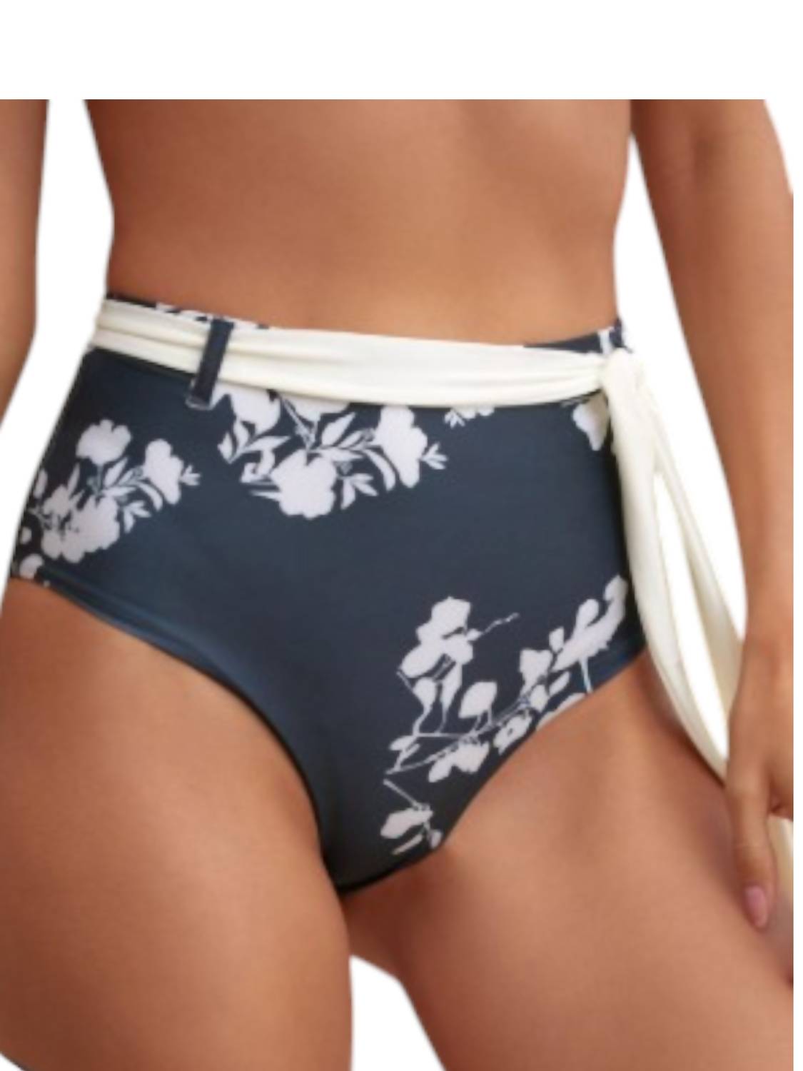 Ирина Бикини Боттом В Ярких Цветах CAROLINA K, цвет bold flowers
Ирина Бикини Боттом В Ярких Цветах CAROLINA K, цвет bold flowers