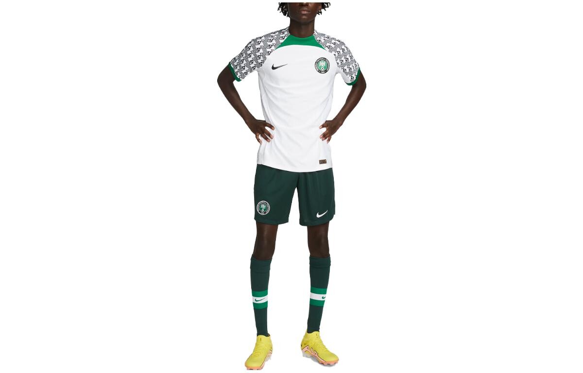 Футболка выездного матча сборной Нигерии 2022/23 Nike, белый
Футболка выездного матча сборной Нигерии 2022/23 Nike, белый