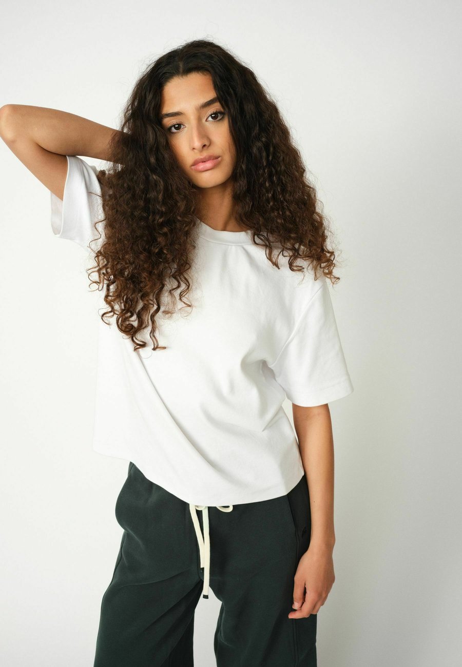 Футболка HEYANNO Basic T-shirt, White, Белый, Футболка HEYANNO Basic T-shirt, White
Футболка HEYANNO Basic T-shirt, White, Белый, Футболка HEYANNO Basic T-shirt, White