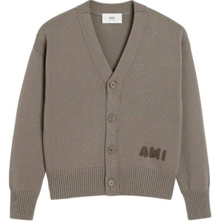 Кардиган Ami Paris с вышитым логотипом AMIPARIS, Taupe
Кардиган Ami Paris с вышитым логотипом AMIPARIS, Taupe
