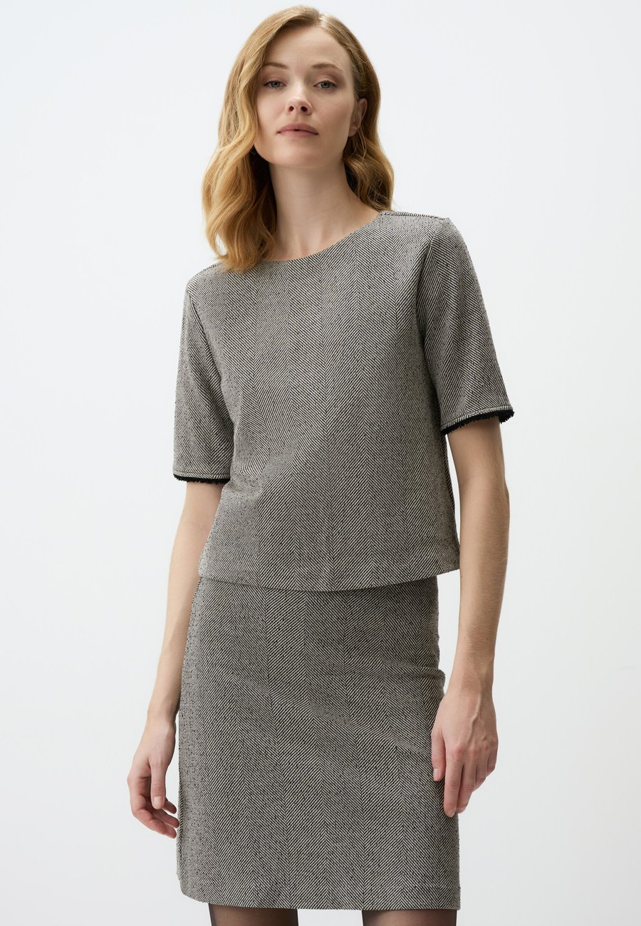 Блуза Jimmy Key HERRINGBONE WITH SHORT SLEEVES, Grey
Блуза Jimmy Key HERRINGBONE WITH SHORT SLEEVES, Grey