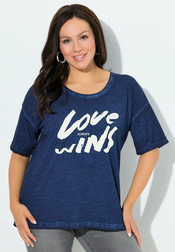 Футболка с принтом «любовь всегда побеждает» Ulla Popken, Ink Blue, Синий, Футболка с принтом «любовь всегда побеждает» Ulla Popken, Ink Blue
Футболка с принтом «любовь всегда побеждает» Ulla Popken, Ink Blue, Синий, Футболка с принтом «любовь всегда побеждает» Ulla Popken, Ink Blue