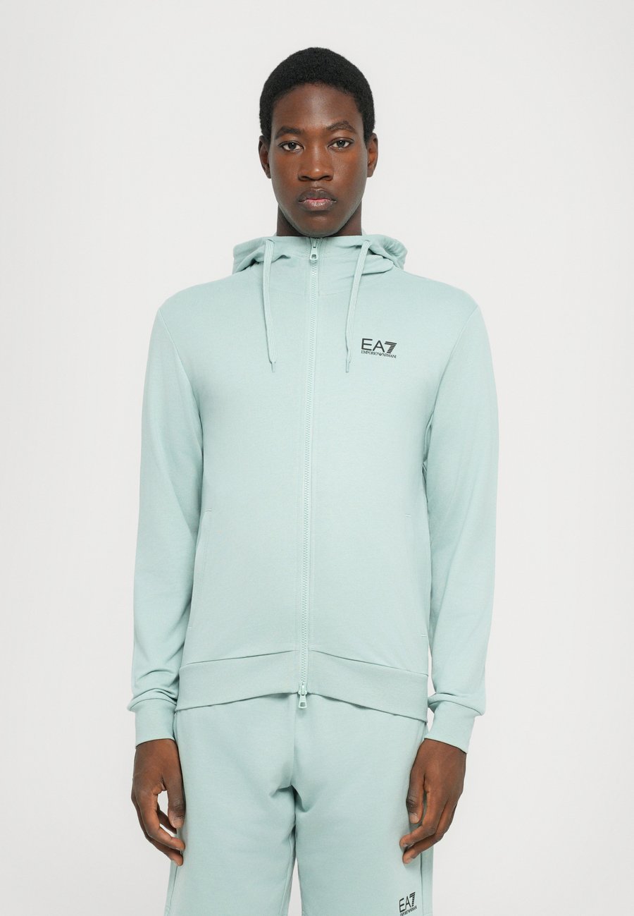 Худи EA7 Emporio Armani TRAIN CORE HOODIE, Blue Surf/Mint
Худи EA7 Emporio Armani TRAIN CORE HOODIE, Blue Surf/Mint