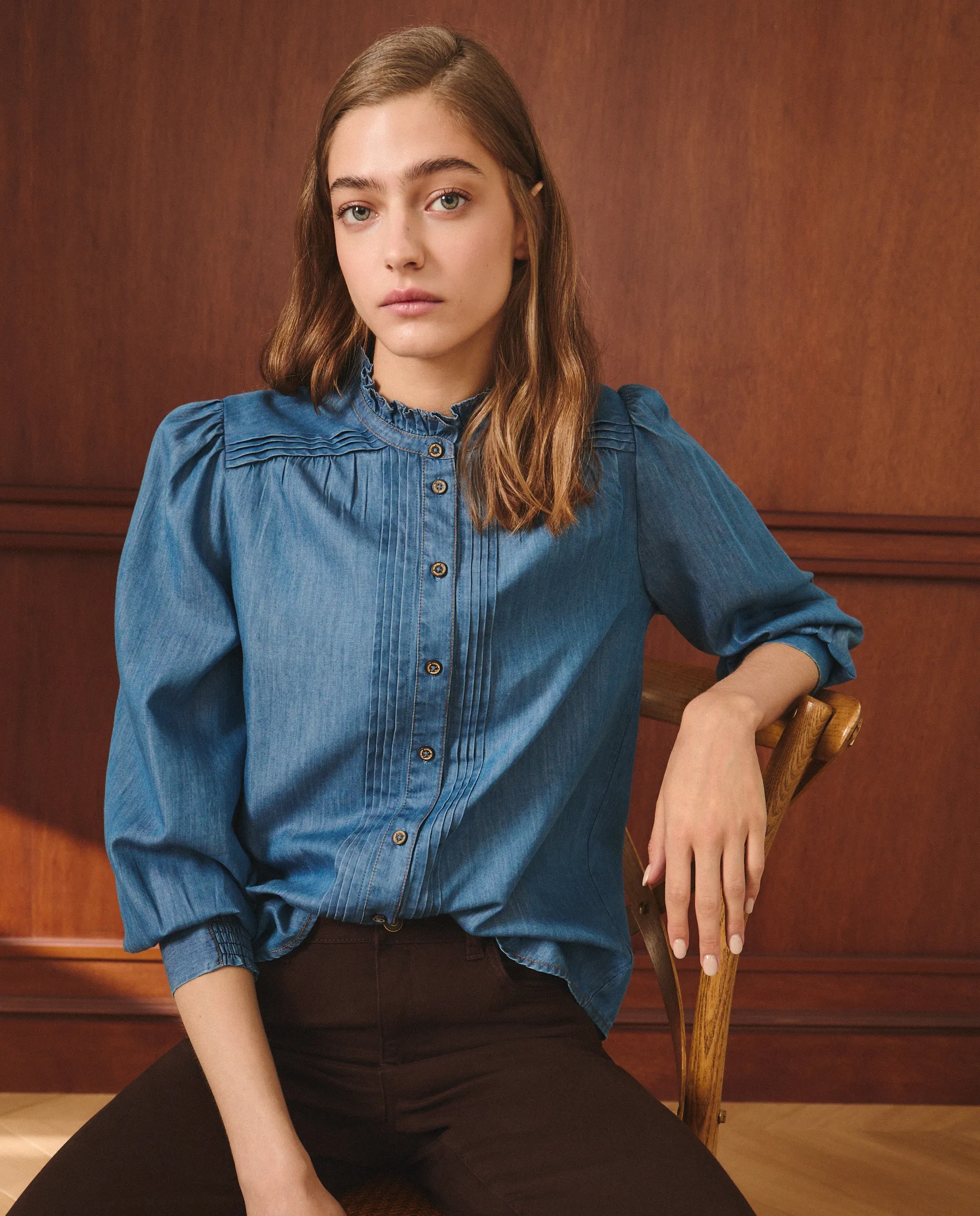 Женская блузка с длинными рукавами коллекция деним Lloyd'S, бледно-голубой
Женская блузка с длинными рукавами коллекция деним Lloyd'S, бледно-голубой