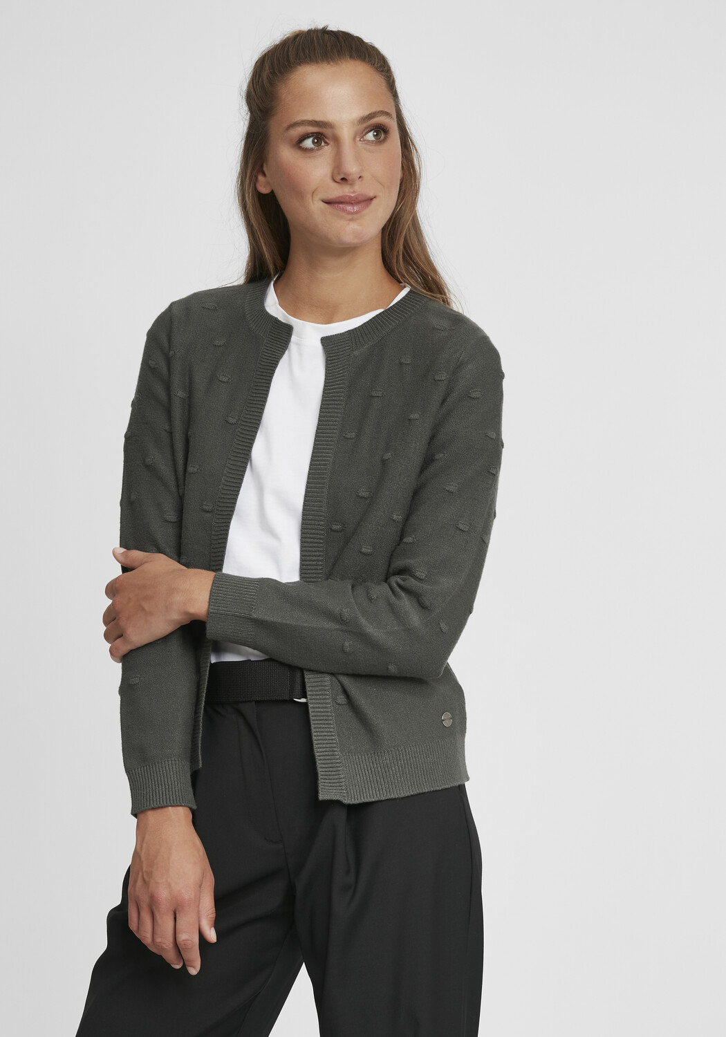 Кардиган Oxmo Strickjacke, зеленый
Кардиган Oxmo Strickjacke, зеленый