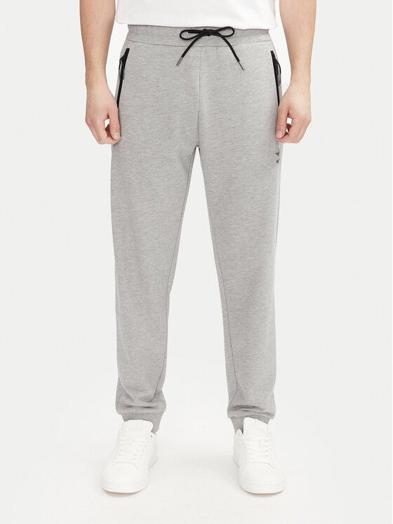 Спортивные брюки обычного кроя 251PF965F581 Aeronautica Militare, серый
Спортивные брюки обычного кроя 251PF965F581 Aeronautica Militare, серый