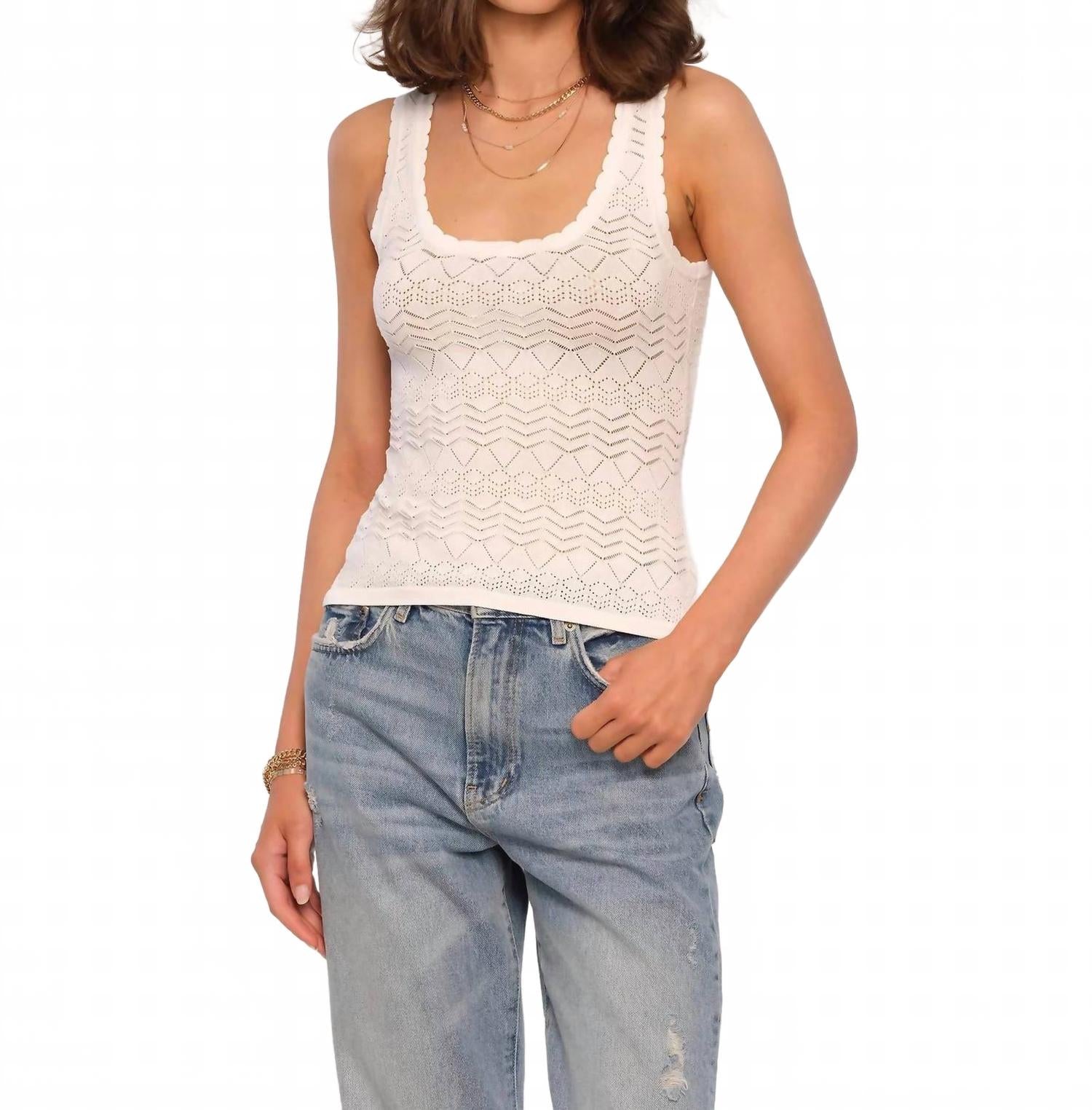 Топ Naomi в цвете офф-уайт Heartloom, кремовый
Топ Naomi в цвете офф-уайт Heartloom, кремовый