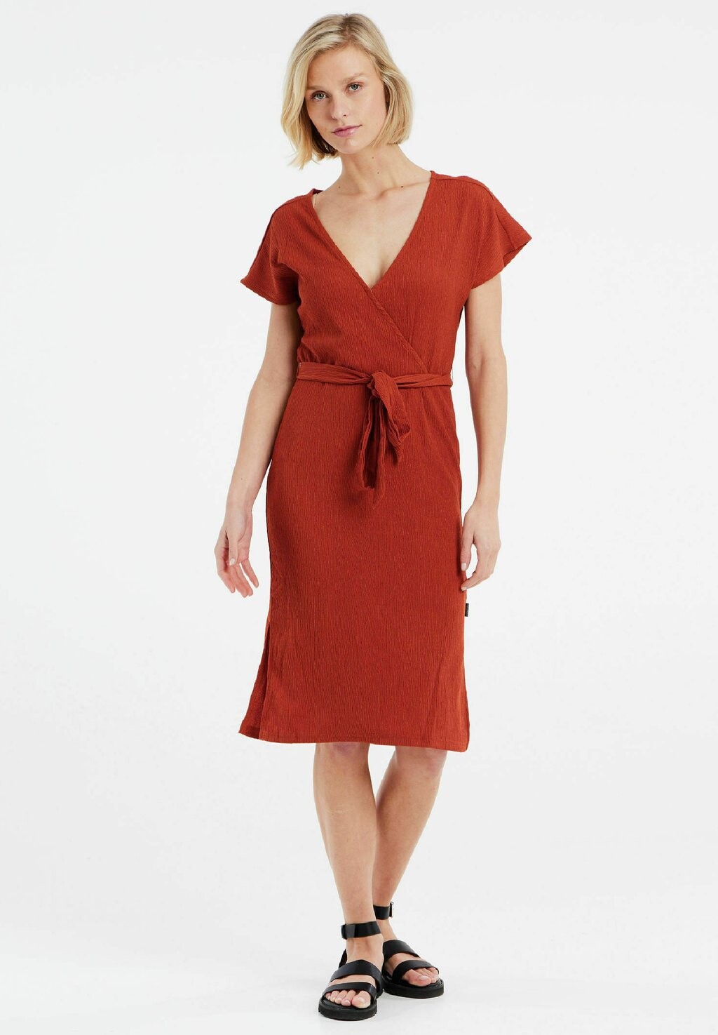 Летнее платье Protest
Летнее платье Protest