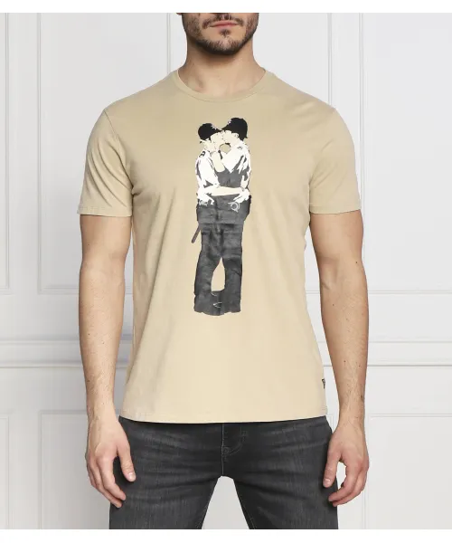 Футболка «Полицейская любовь» Regular fit Guess Jeans, бежевый
Футболка «Полицейская любовь» Regular fit Guess Jeans, бежевый