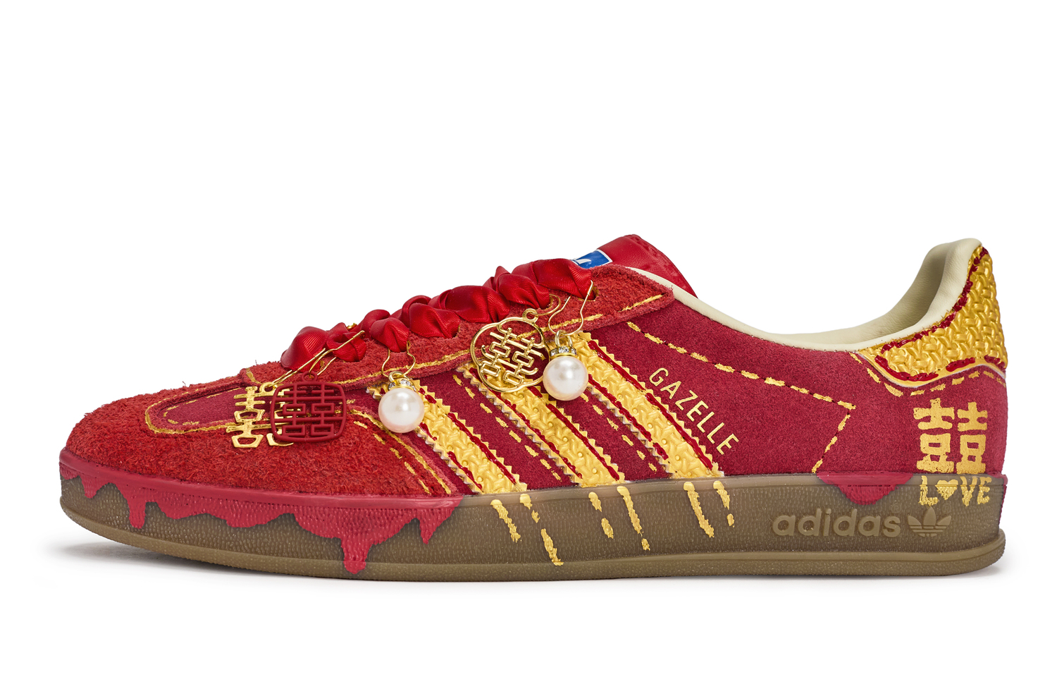 Adidas Originals GAZELLE INDOOR Walking Planet, Melting Love низкие кожаные кроссовки для скейтбординга унисекс красный золотой
Adidas Originals GAZELLE INDOOR Walking Planet, Melting Love низкие кожаные кроссовки для скейтбординга унисекс красный золотой