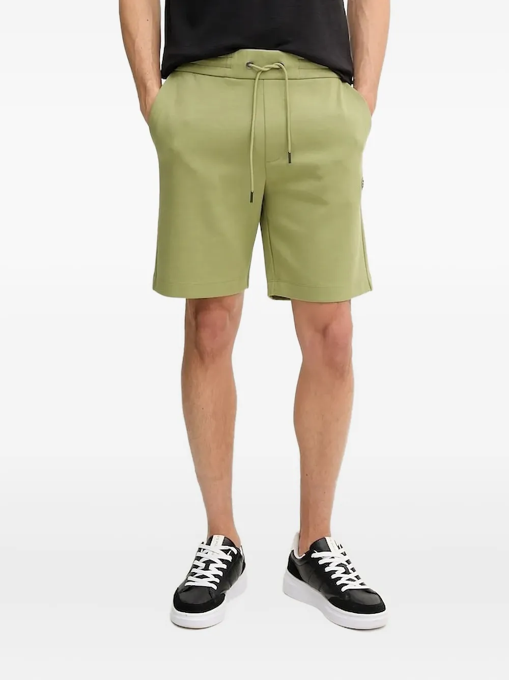 Спортивные шорты с завязками на талии BOSS, зеленый
Спортивные шорты с завязками на талии BOSS, зеленый