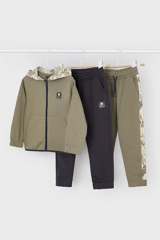 Детский спортивный костюм Mayoral, зеленый
Детский спортивный костюм Mayoral, зеленый