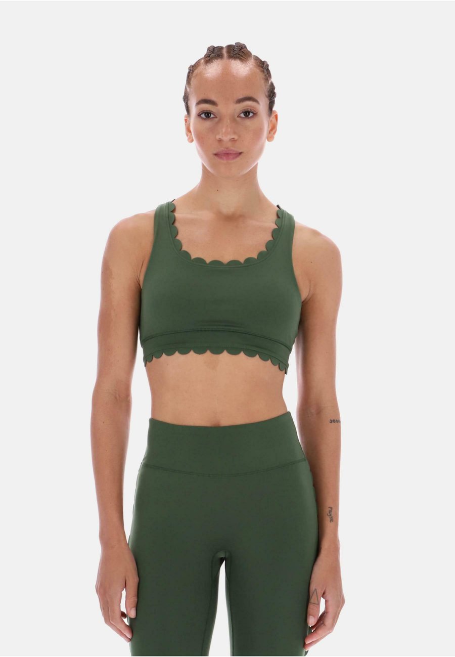 Бюстгальтер Ted Baker Sports ANNA, Black Forest/Dark Green
Бюстгальтер Ted Baker Sports ANNA, Black Forest/Dark Green