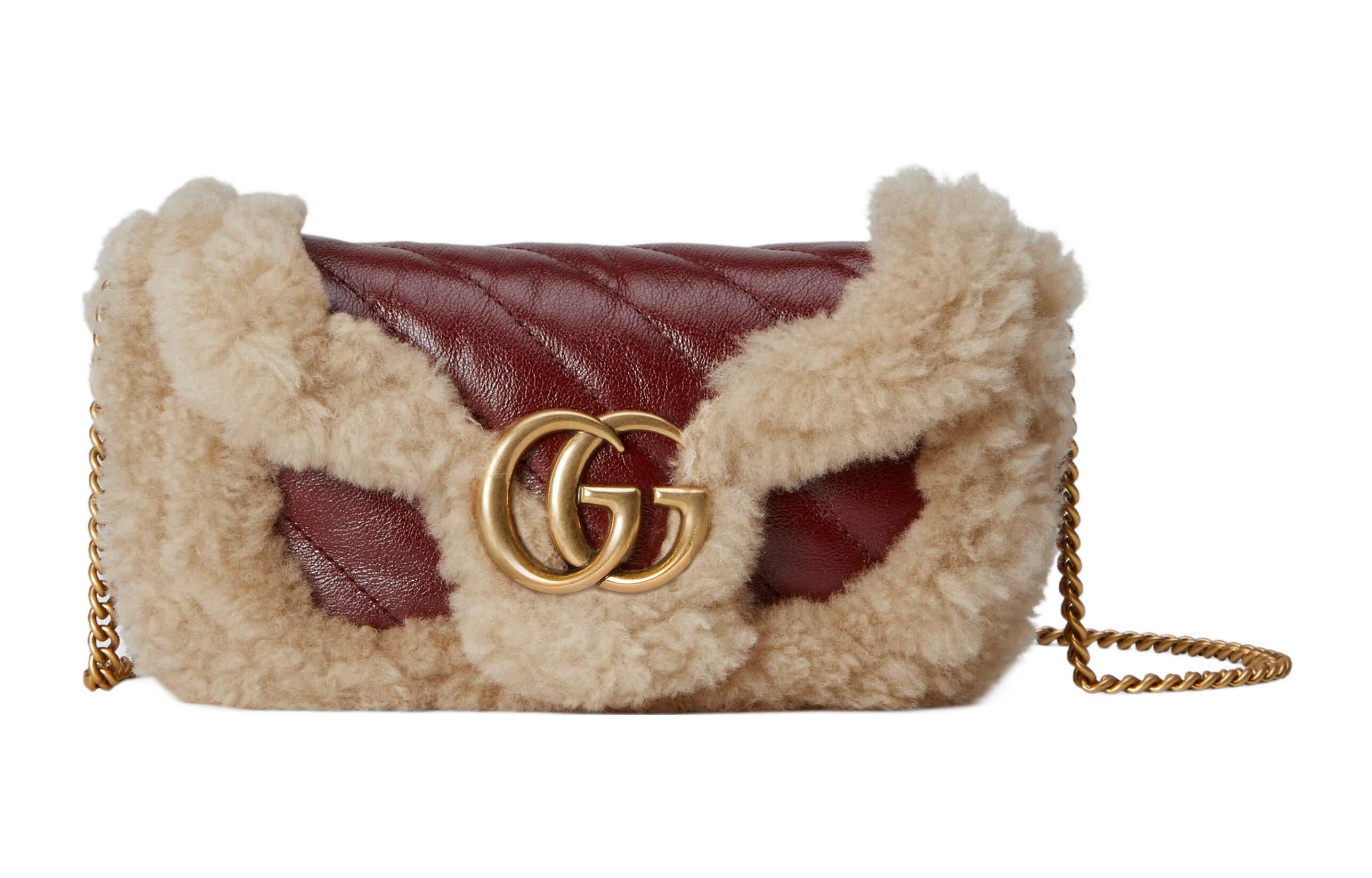 Сумка GG Marmont из овчины и кожи, кроссбоди, через плечо, женская GUCCI, Set (Bag+Dust Bag)
Сумка GG Marmont из овчины и кожи, кроссбоди, через плечо, женская GUCCI, Set (Bag+Dust Bag)