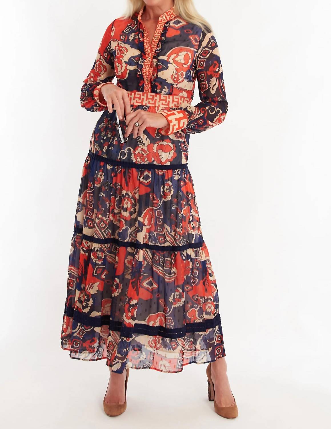 Платье Annabelle с длинными рукавами в темно-синем цвете Whirlwind CK BRADLEY
Платье Annabelle с длинными рукавами в темно-синем цвете Whirlwind CK BRADLEY