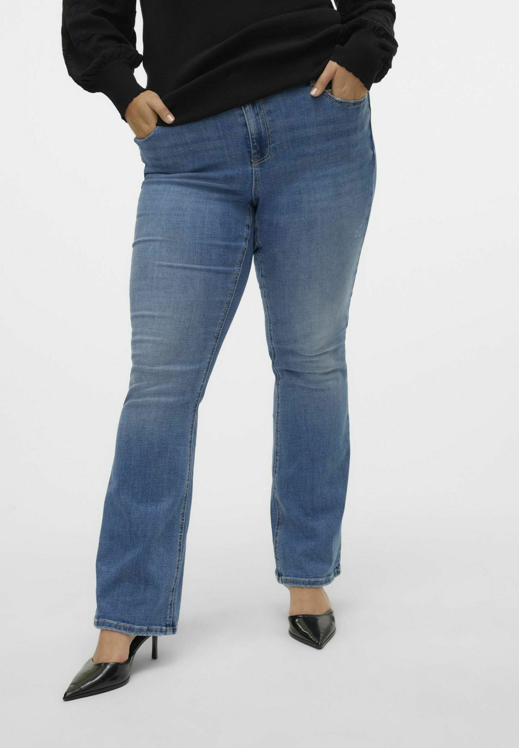 Расклешенные джинсы CURVE VMFLASH Vero Moda Curve, деним
Расклешенные джинсы CURVE VMFLASH Vero Moda Curve, деним