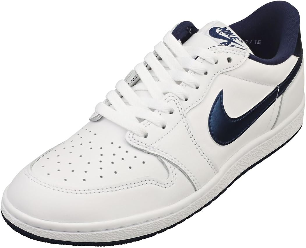 Мужские кроссовки Nike Air Jordan 1 Low, White/Navy-White
Мужские кроссовки Nike Air Jordan 1 Low, White/Navy-White