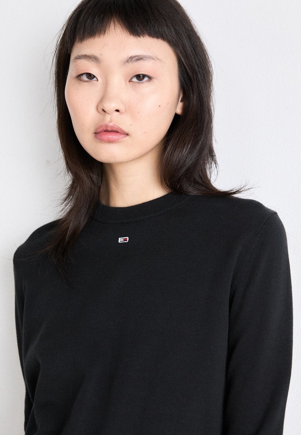 Джемпер ESSENTIAL CREW Tommy Jeans, черный
Джемпер ESSENTIAL CREW Tommy Jeans, черный
