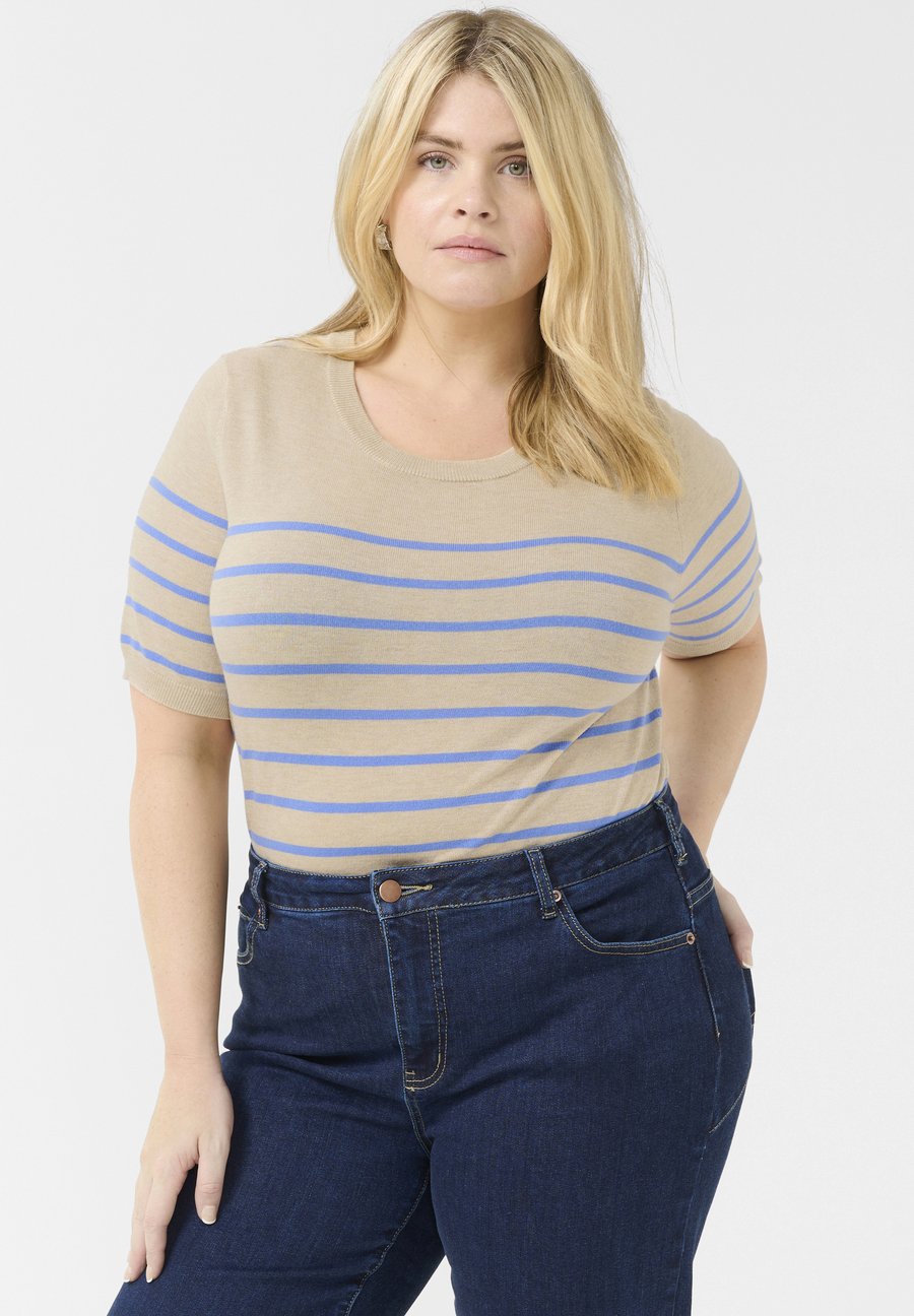 Футболка Kaffe Curve STRIPED, Feather Gray Mel Blue/Beige, Синий, Футболка Kaffe Curve STRIPED, Feather Gray Mel Blue/Beige
Футболка Kaffe Curve STRIPED, Feather Gray Mel Blue/Beige, Синий, Футболка Kaffe Curve STRIPED, Feather Gray Mel Blue/Beige