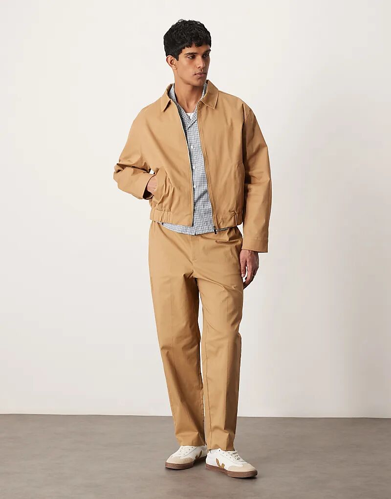 Элегантные зауженные брюки свободного кроя из персикового хлопка ASOS DESIGN цвета верблюжьей шерсти с эластичной талией
Элегантные зауженные брюки свободного кроя из персикового хлопка ASOS DESIGN цвета верблюжьей шерсти с эластичной талией