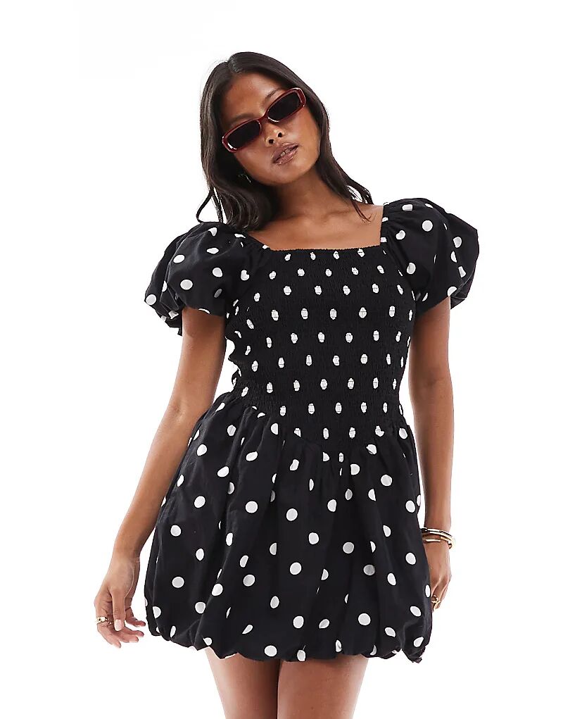 Мини-платье Miss Selfridge Petite с подолом-пузырьком в черный горошек
Мини-платье Miss Selfridge Petite с подолом-пузырьком в черный горошек