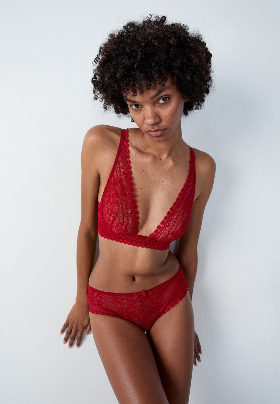 Бюстгальтер Etam PANAMA, Red
Бюстгальтер Etam PANAMA, Red