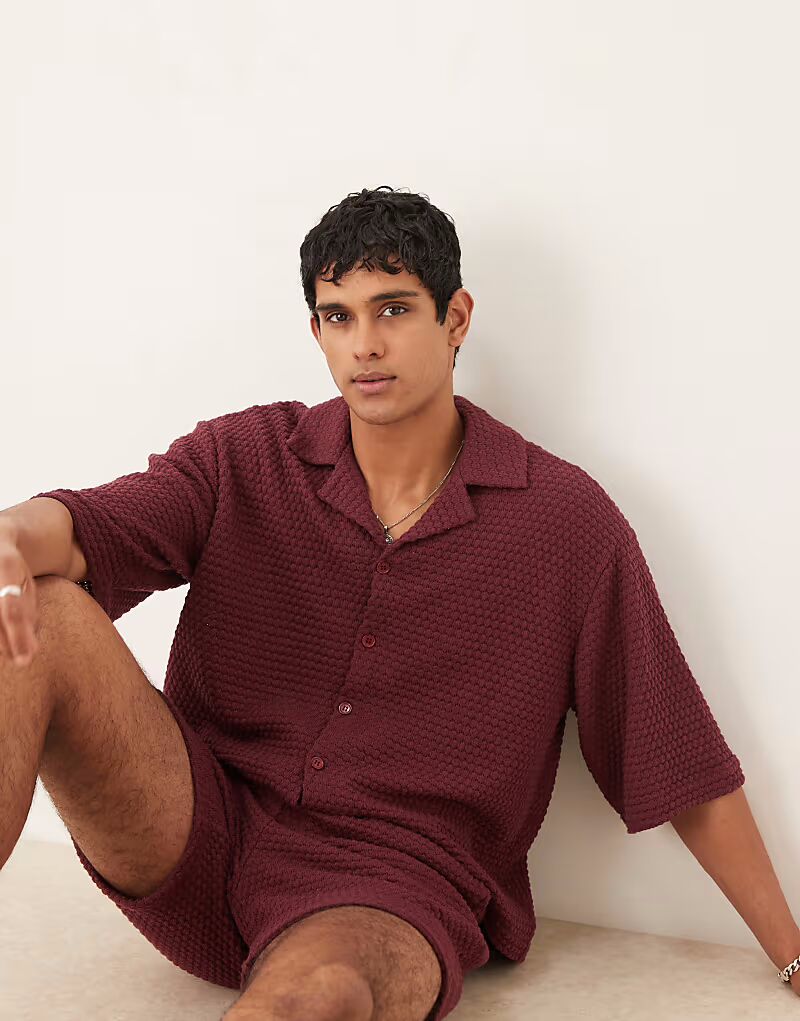 Рубашка свободного кроя с короткими рукавами бордового цвета Asos Design
Рубашка свободного кроя с короткими рукавами бордового цвета Asos Design