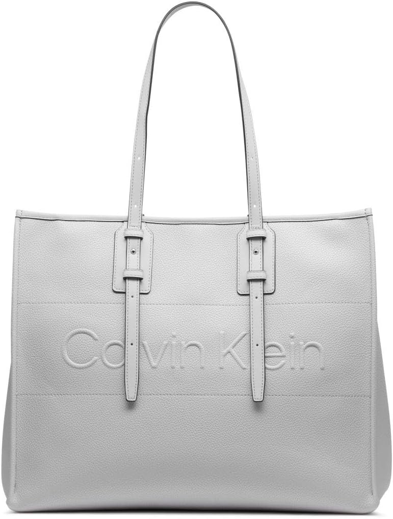 Сумка-тоут Calvin Klein Modern Essential Extra Large, Dove Grey, Серый, Сумка-тоут Calvin Klein Modern Essential Extra Large, Dove Grey
Сумка-тоут Calvin Klein Modern Essential Extra Large, Dove Grey, Серый, Сумка-тоут Calvin Klein Modern Essential Extra Large, Dove Grey