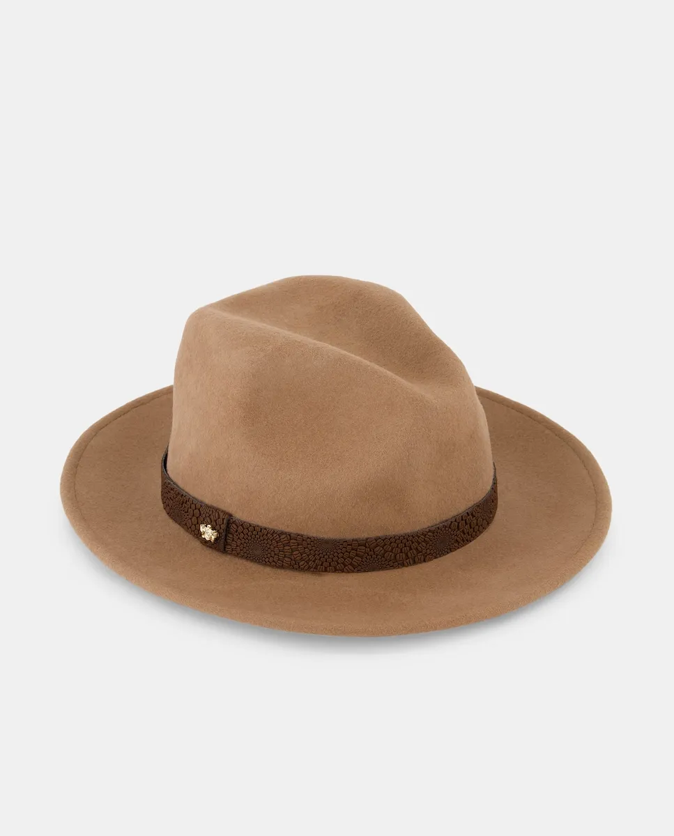 Фетровые шляпы Tirabasso, песочный
Фетровые шляпы Tirabasso, песочный