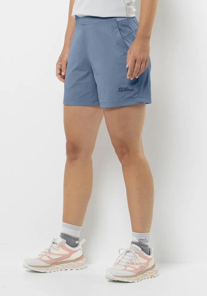 Шорты Jack Wolfskin "PRELIGHT SHORTS W", синий
Шорты Jack Wolfskin "PRELIGHT SHORTS W", синий