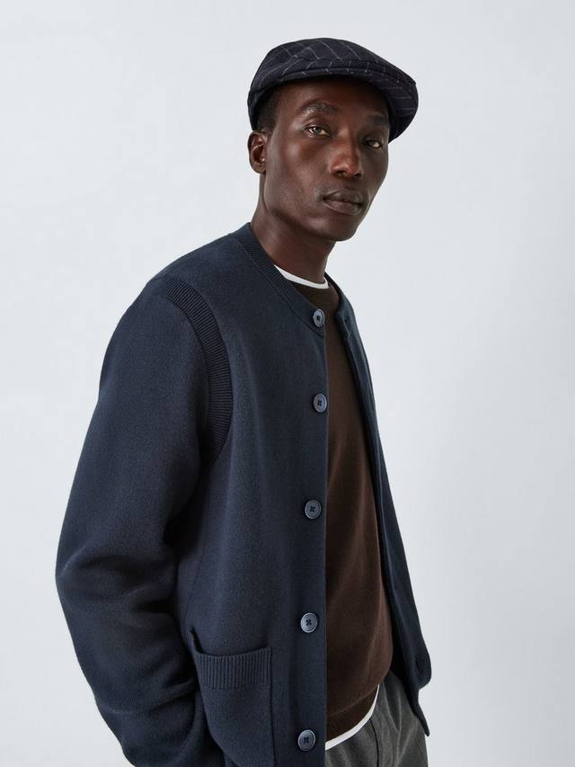 Плоская шапочка из шерсти в тонкую полоску John Lewis, темно-синий
Плоская шапочка из шерсти в тонкую полоску John Lewis, темно-синий