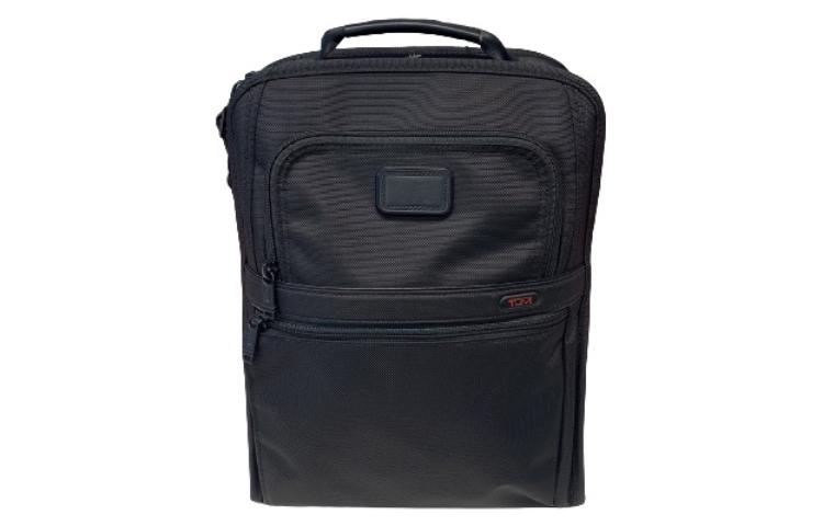 TUMI Мужской черный рюкзак из баллистического нейлона с кожаными деталями
TUMI Мужской черный рюкзак из баллистического нейлона с кожаными деталями