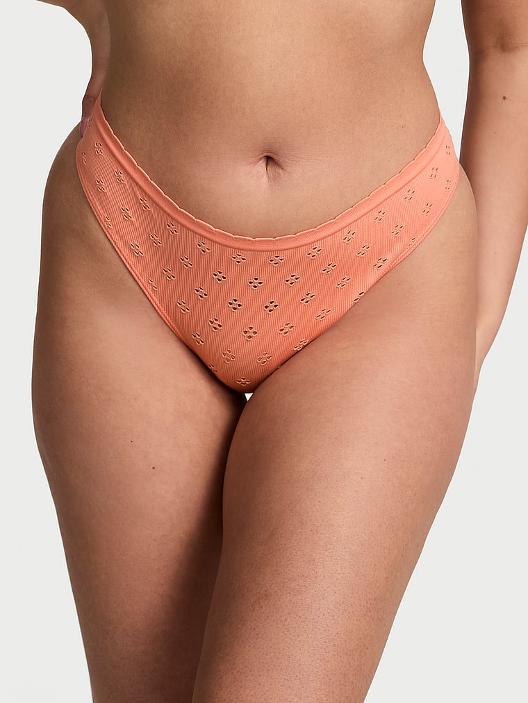Бесшовные трусики-стринги с люверсами Seamless, eyelet peach bellini
Бесшовные трусики-стринги с люверсами Seamless, eyelet peach bellini