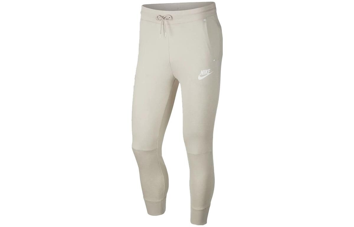 Трикотажные спортивные штаны женские белые Nike
Трикотажные спортивные штаны женские белые Nike