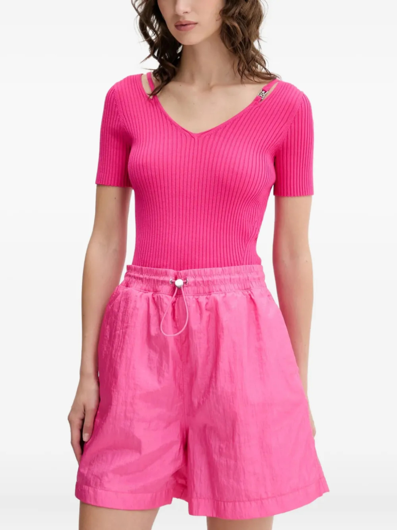 Топ HUGO с V-образным вырезом в рубчик, розовый
Топ HUGO с V-образным вырезом в рубчик, розовый