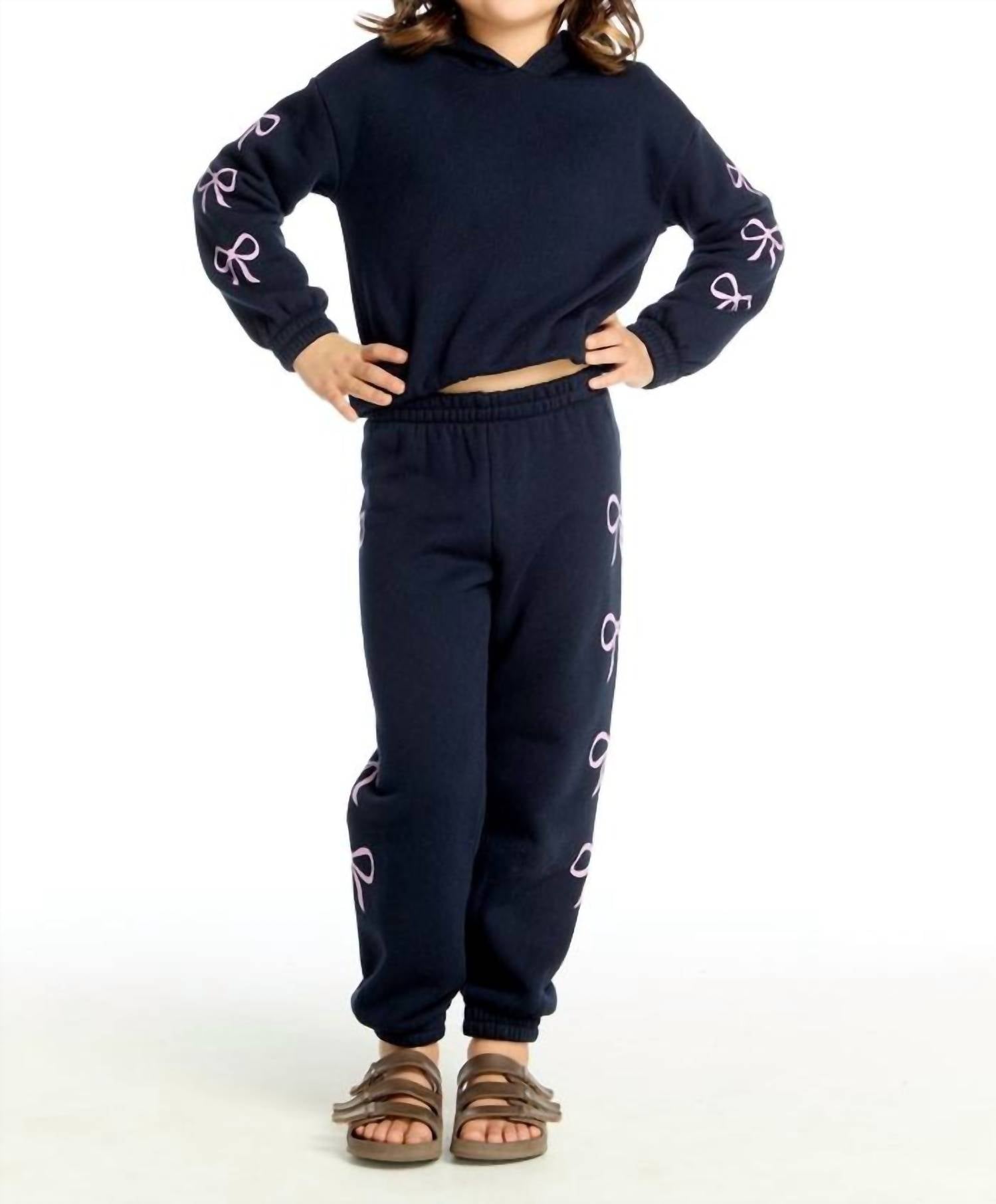 Детские спортивные брюки со сборками и принтом «Штормовые банты» Chaser, Stormy Bows
Детские спортивные брюки со сборками и принтом «Штормовые банты» Chaser, Stormy Bows