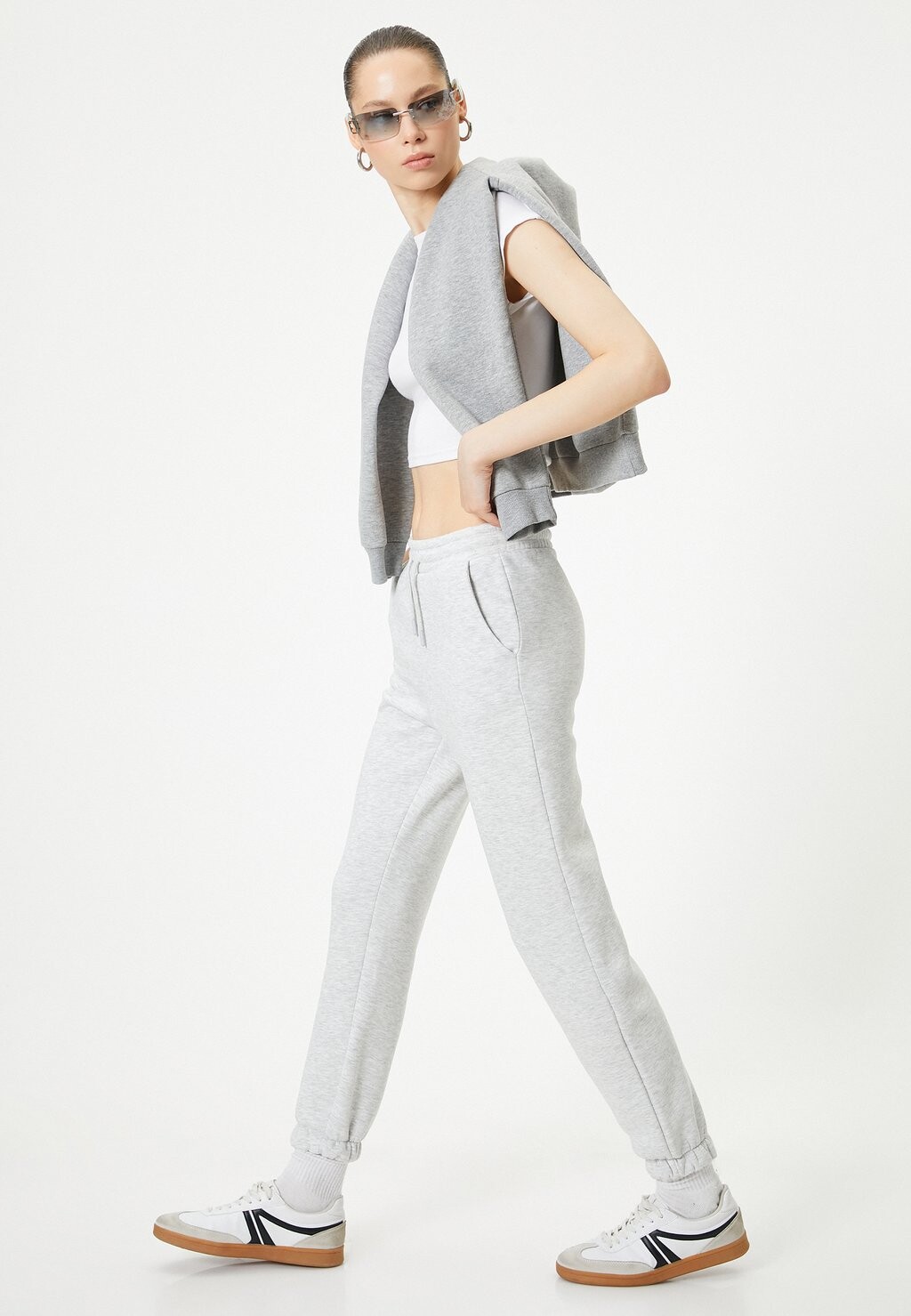 Спортивные брюки Koton, черный
Спортивные брюки Koton, черный