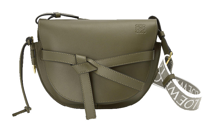 LOEWE Сумка через плечо из мягкой телячьей кожи маленькая женская зеленая
LOEWE Сумка через плечо из мягкой телячьей кожи маленькая женская зеленая