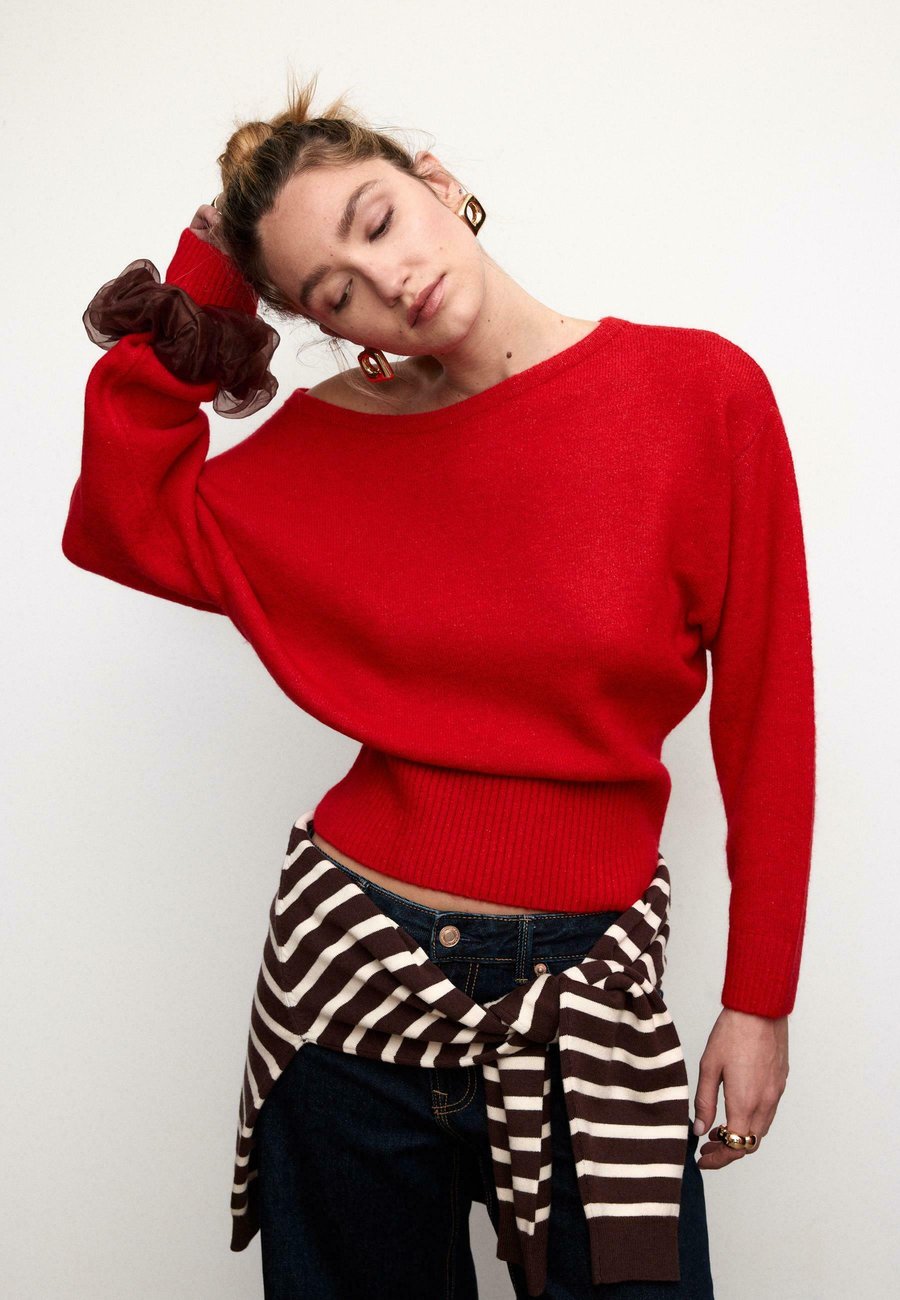 Джемпер Stradivarius SOFT-TOUCH BOAT NECK SWEATER, Red
Джемпер Stradivarius SOFT-TOUCH BOAT NECK SWEATER, Red