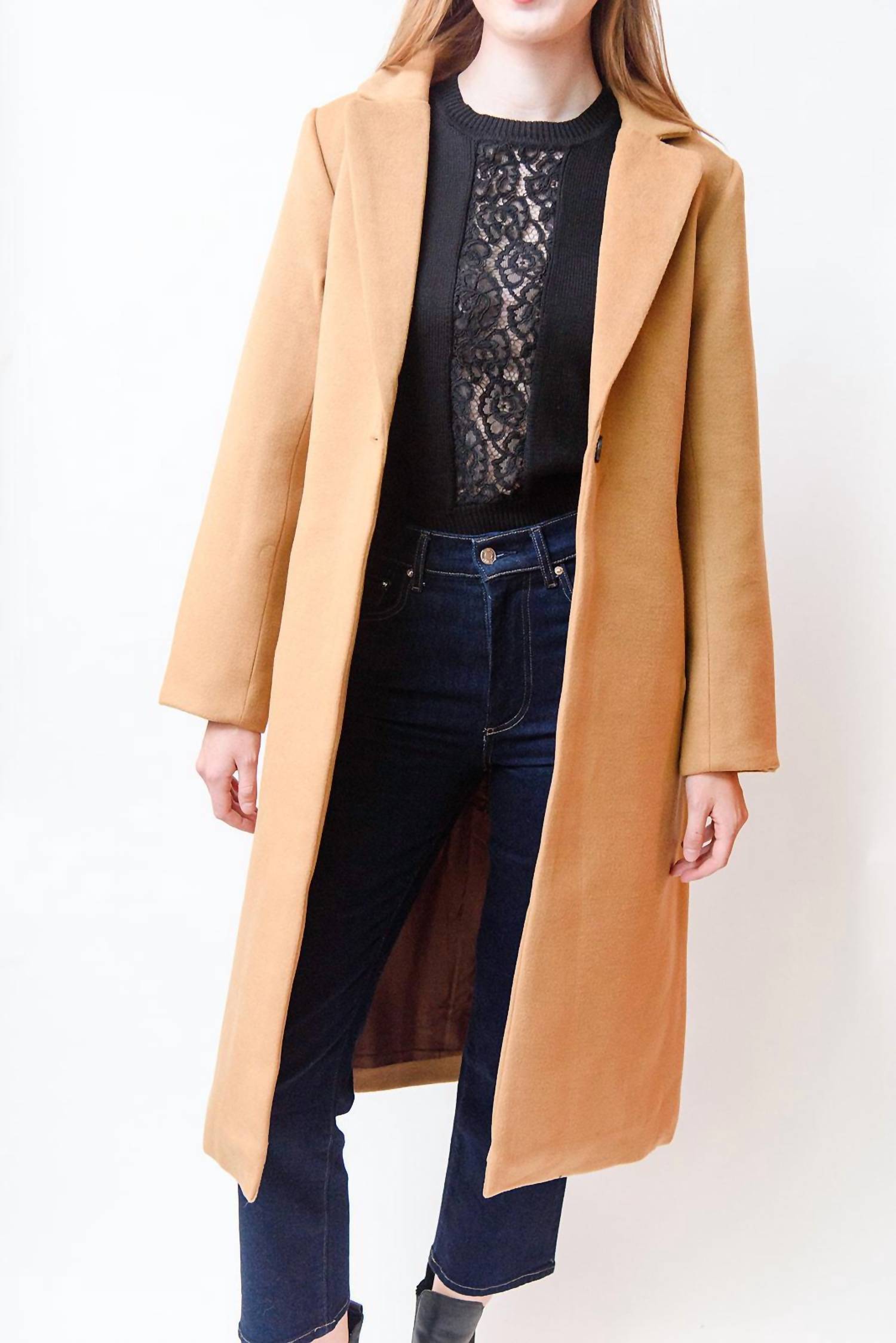 Классическое пальто цвета кэмел Unreal Fur, коричневый
Классическое пальто цвета кэмел Unreal Fur, коричневый