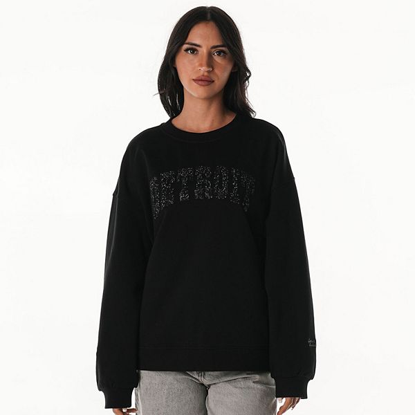 Женский черный свитшот oversized detroit lions rock crystal The Wild Collective
Женский черный свитшот oversized detroit lions rock crystal The Wild Collective