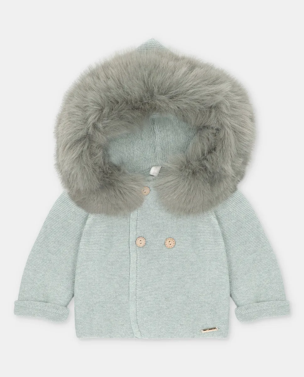 Вязаное пальто для малышей с капюшоном и натуральным мехом светло-зеленого цвета Martín Aranda