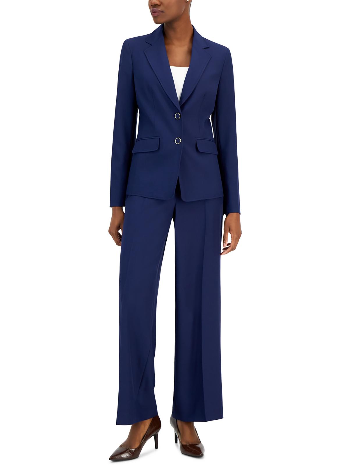 Женский рабочий костюм из 2 предметов с двумя пуговицами Nipon Boutique, цвет bright navy
Женский рабочий костюм из 2 предметов с двумя пуговицами Nipon Boutique, цвет bright navy