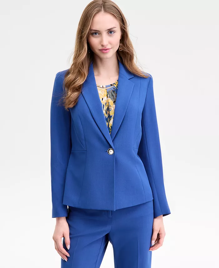 Женская куртка из крепа-стрейча на одной пуговице с прострочкой, стандартного и миниатюрного размера Kasper, синий
Женская куртка из крепа-стрейча на одной пуговице с прострочкой, стандартного и миниатюрного размера Kasper, синий