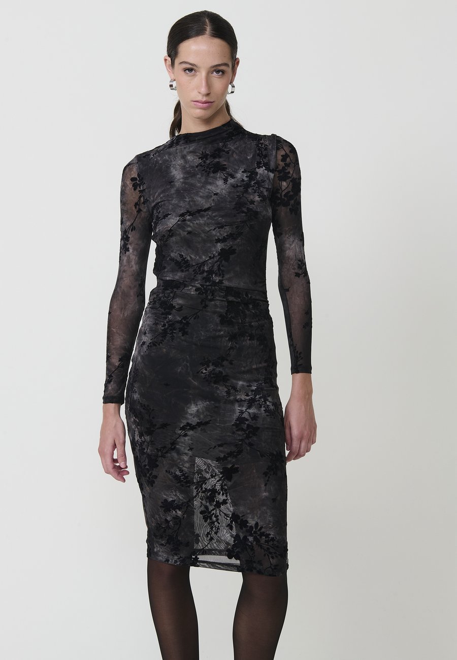 Платье Koroshi Shift dress, Black
Платье Koroshi Shift dress, Black