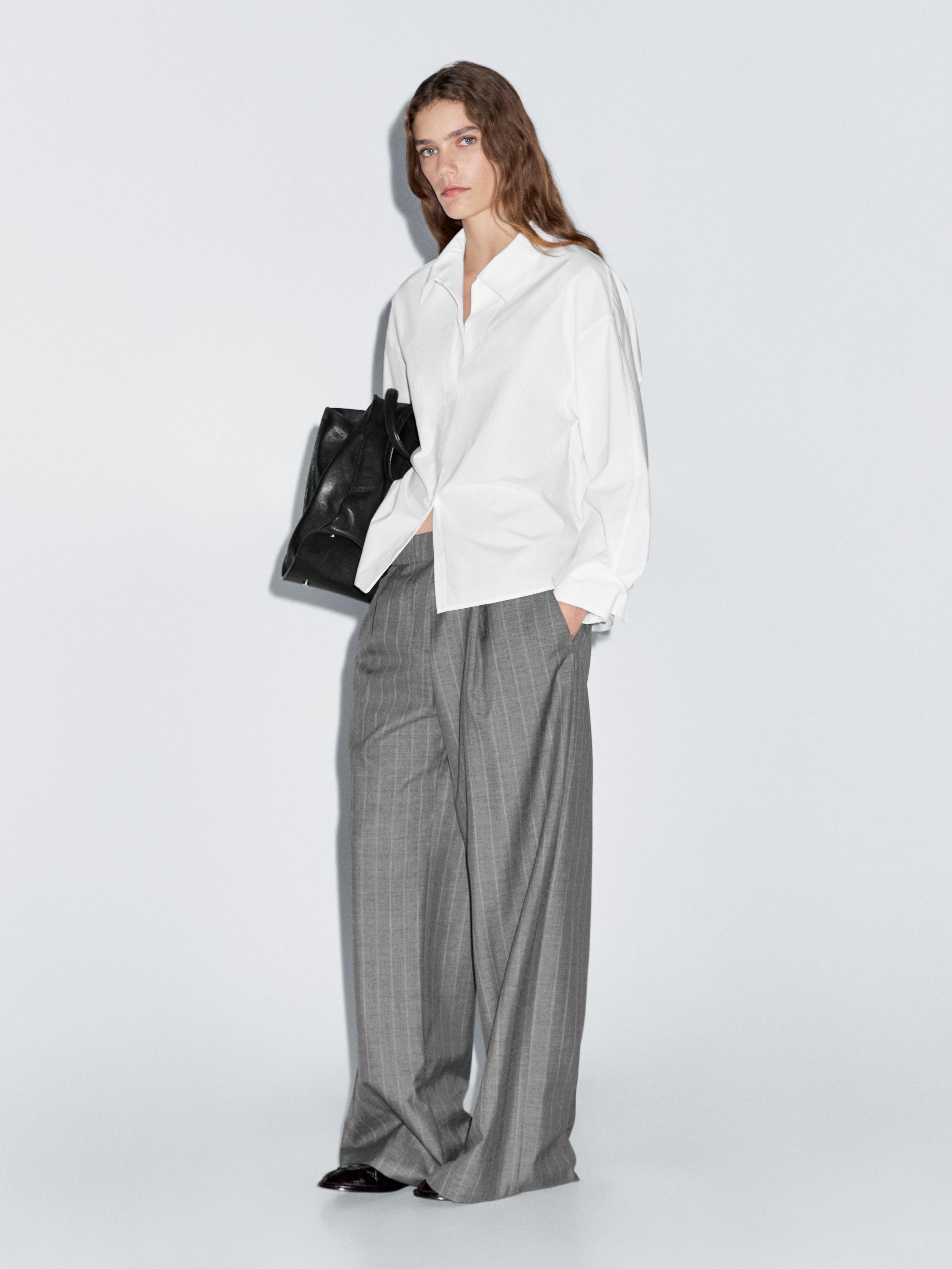 Рубашка свободного кроя из 100% хлопкового поплина Massimo Dutti, белый
Рубашка свободного кроя из 100% хлопкового поплина Massimo Dutti, белый